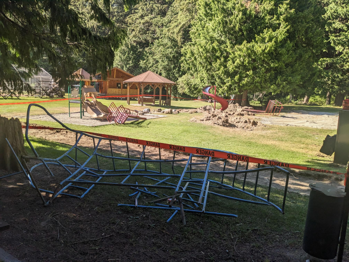 Demolition of Old Walker Island Park